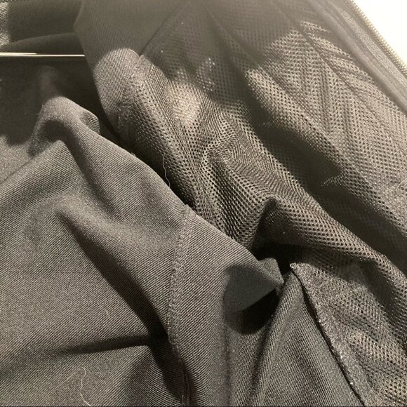 THE NORTH FACE Sz M Soft Shell Many Pockets and Drawstrings Mesh Jacket - Picture 11 of 14